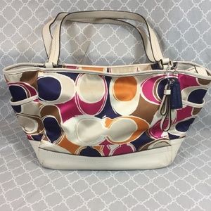 Coach Scarf Print Tote Signature Handbag F23277